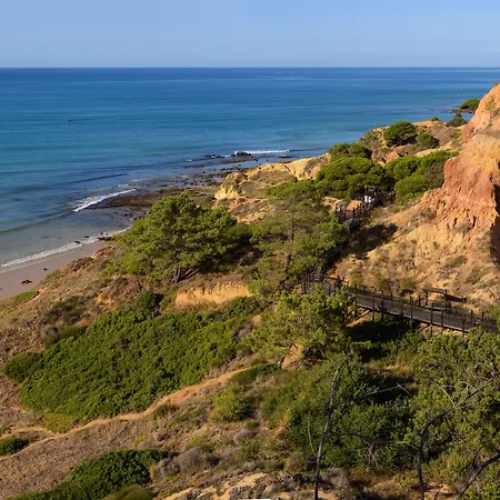 Апарт-отель 3hb Falesia Garden Албуфейра