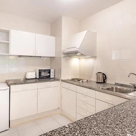 מלון דירות 3hb Falesia Garden 4*