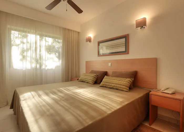 Apartmanhotel 3hb Falésia Garden