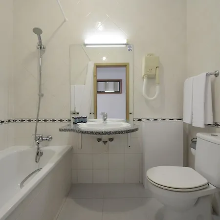3hb Falesia Garden شقة فندقية البوفيرا